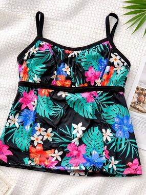 Island Escape Black Tropical Floral Tankini Top NWT size 10